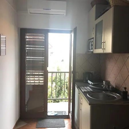 דירה Adria Sabunike 2 *